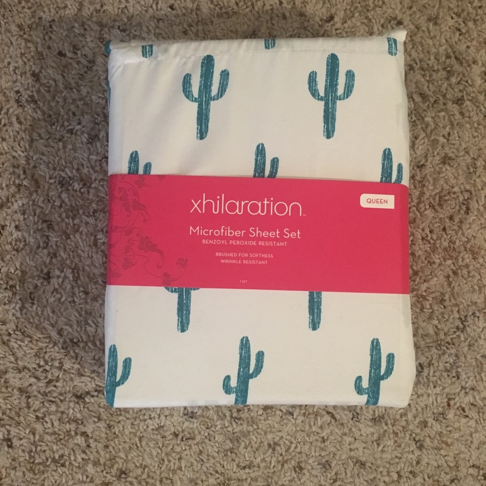 Xhilaration microfiber sheet set